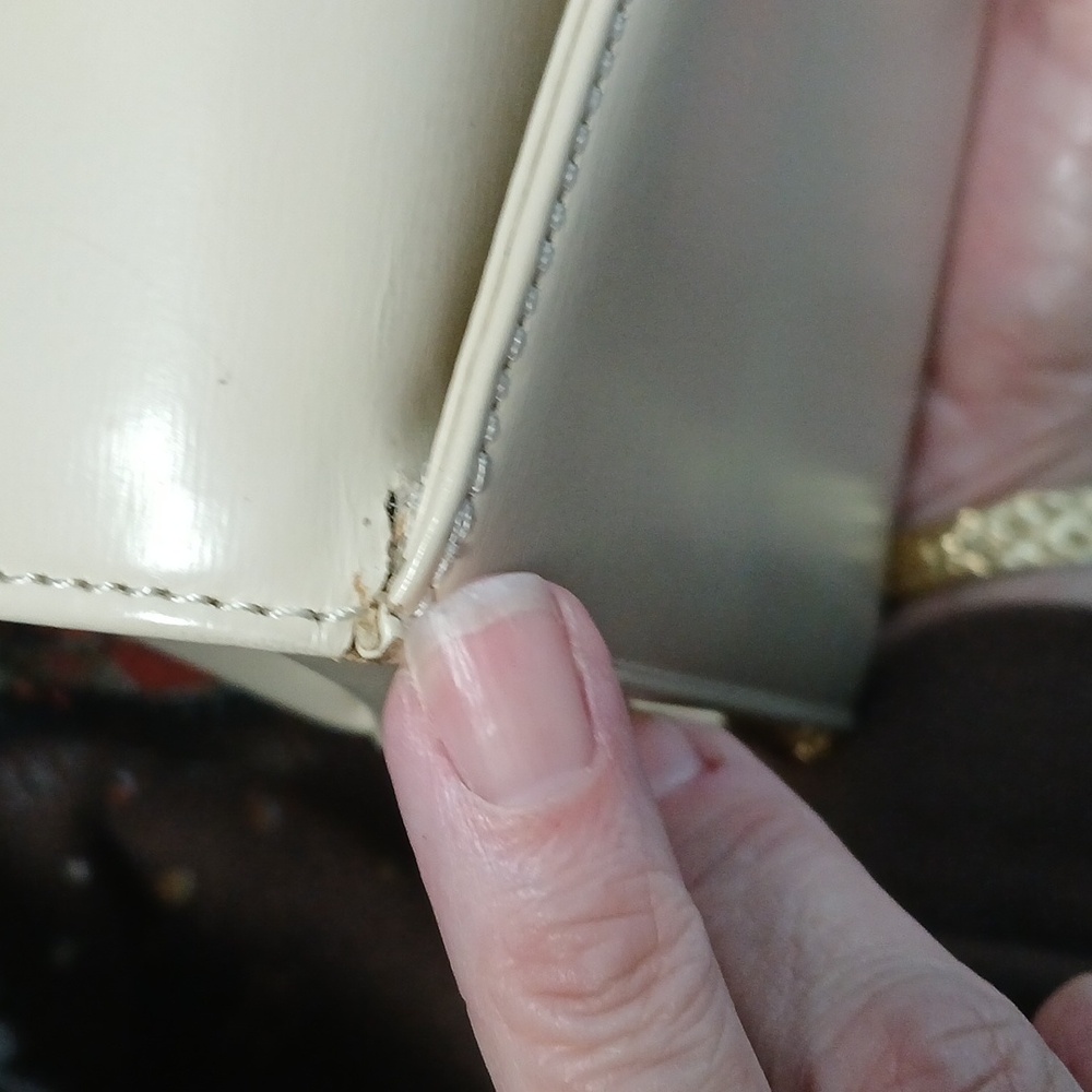 Givenchy Maroquinerie Leather Handbag In Cream Color & Gold Crossbody Chain - Picture 11 of 11